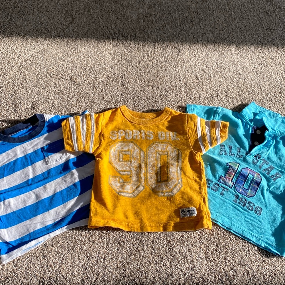 Short sleeve Top Bundle. 2T/ 24 Months. Polo. Athletic top. Striped pocket